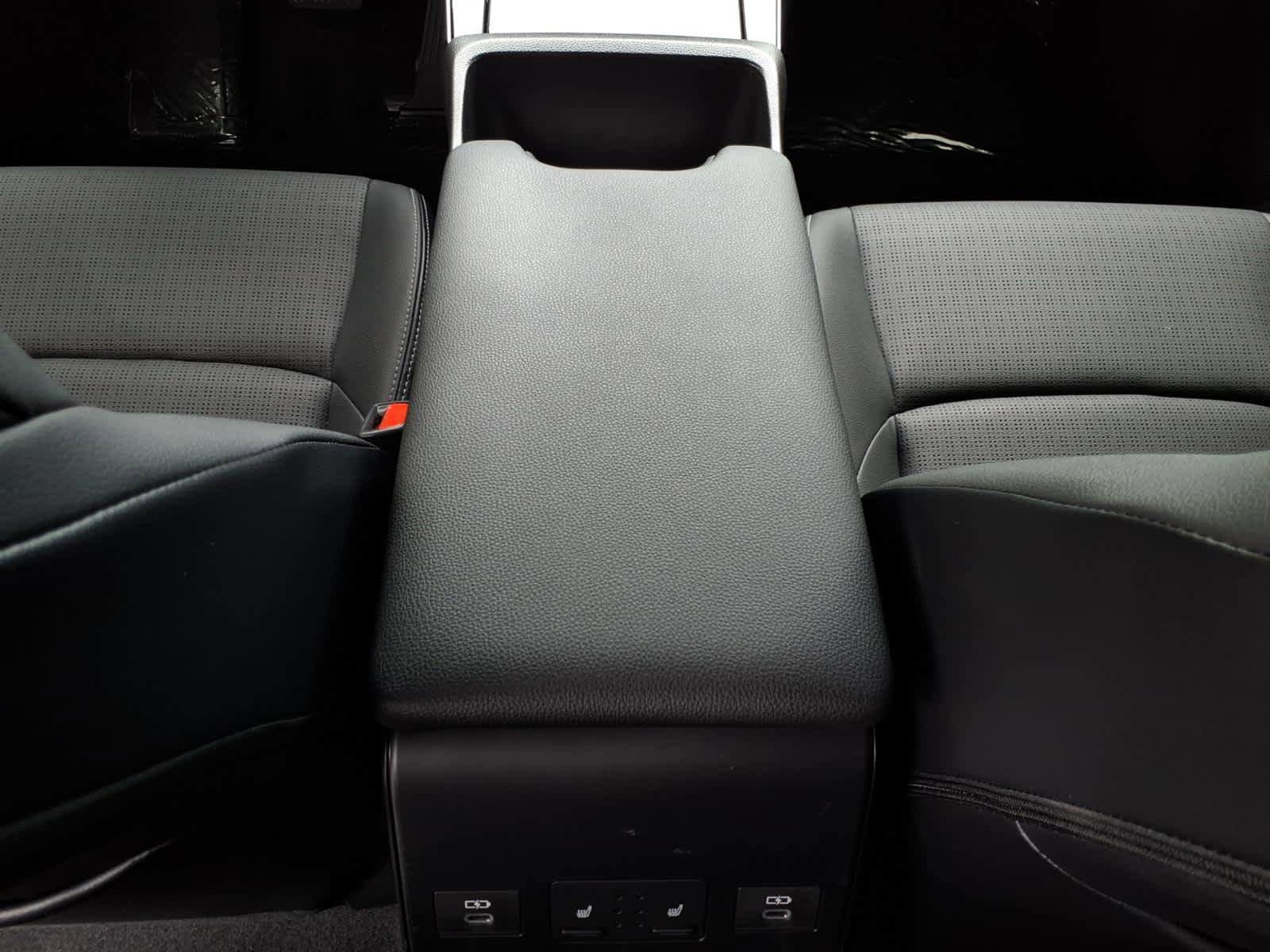 Certified 2023 Subaru Solterra AWD image 34