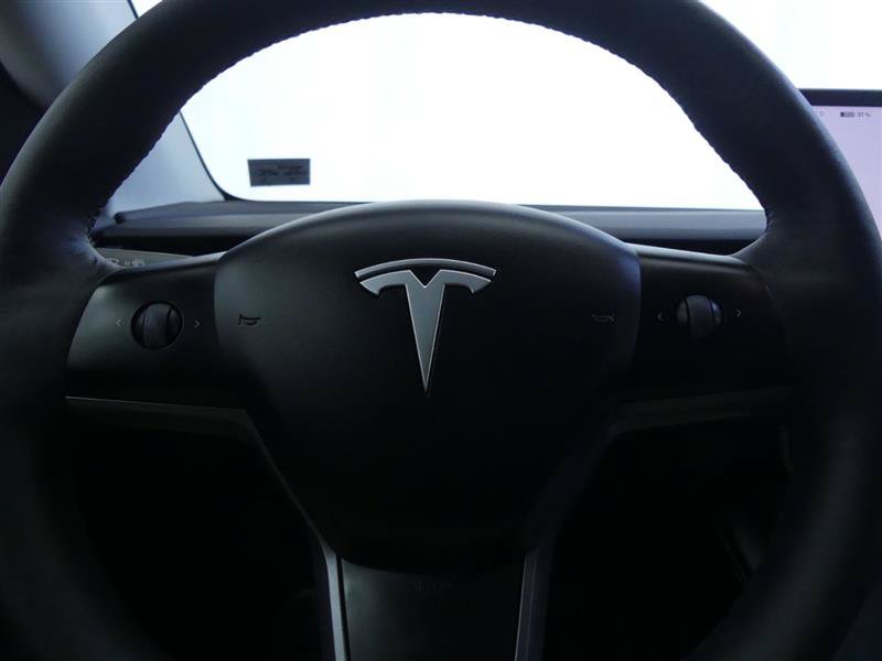 Used 2023 Tesla Model Y Long Range AWD/4WD image 19
