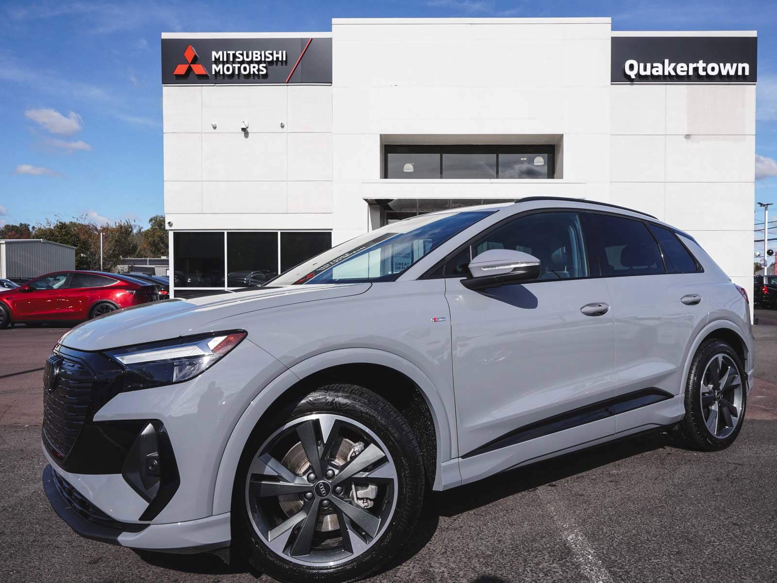 Used 2025 Audi Q4 e-tron Premium w/ Convenience Package