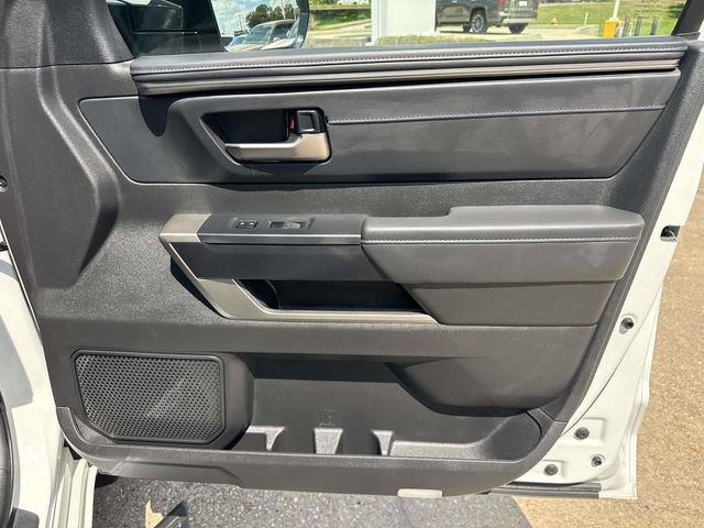 Used 2026 Toyota Sequoia Platinum AWD/4WD image 18