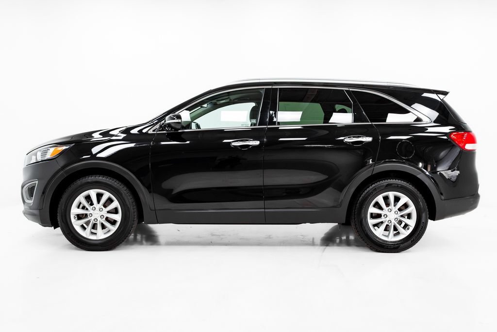 Used 2016 Kia Sorento FWD w/ LX Convenience Package image 26
