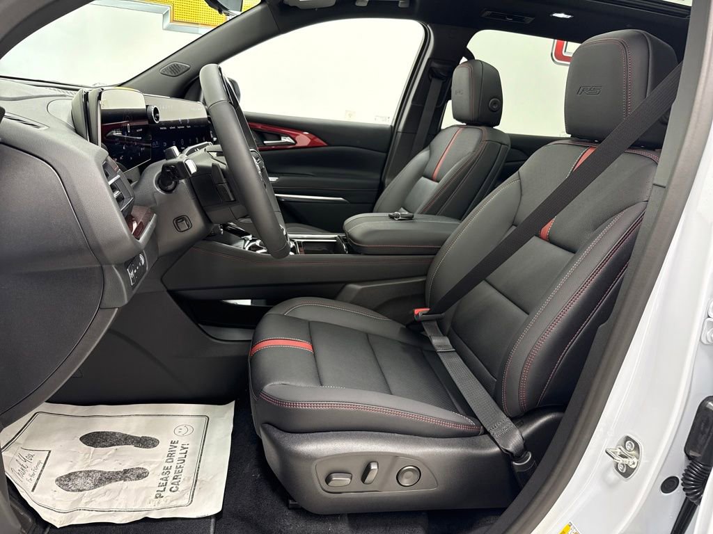 New 2026 Chevrolet Traverse RS image 25