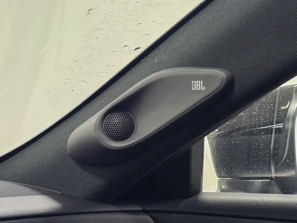 New 2026 Toyota Crown Platinum image 11