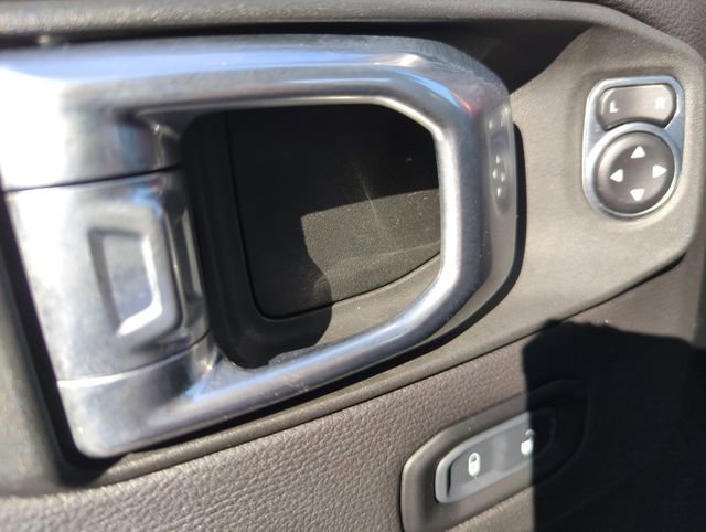 Used 2021 Jeep Wrangler Unlimited Rubicon image 17