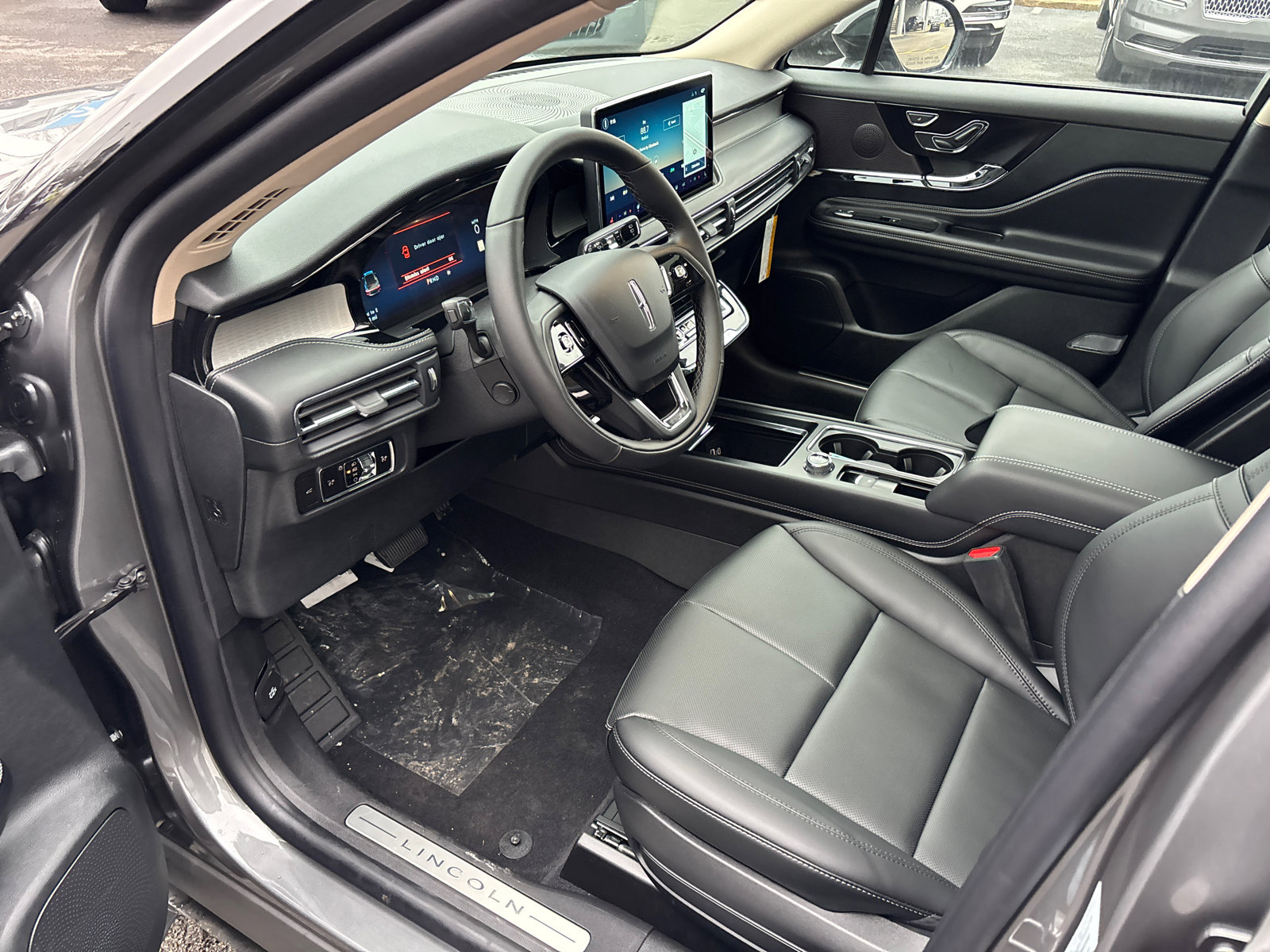 New 2026 Lincoln Corsair Premiere image 25