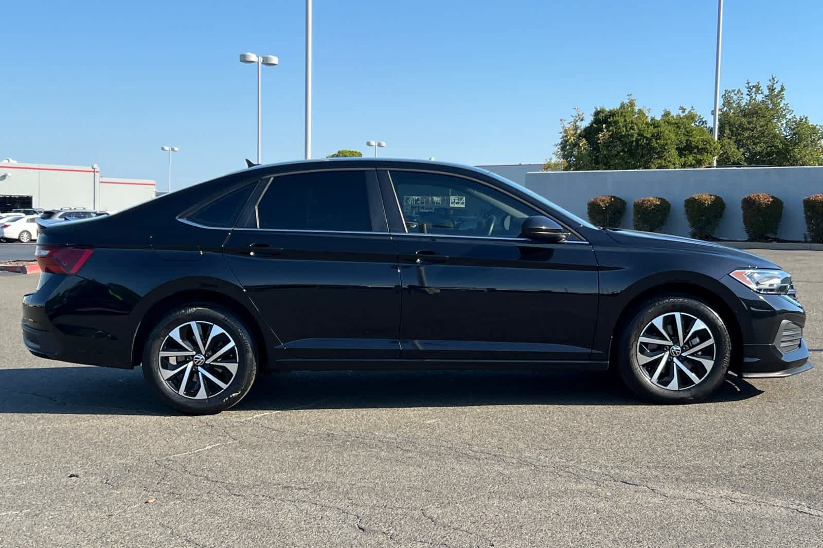 Used 2024 Volkswagen Jetta S FWD image 6