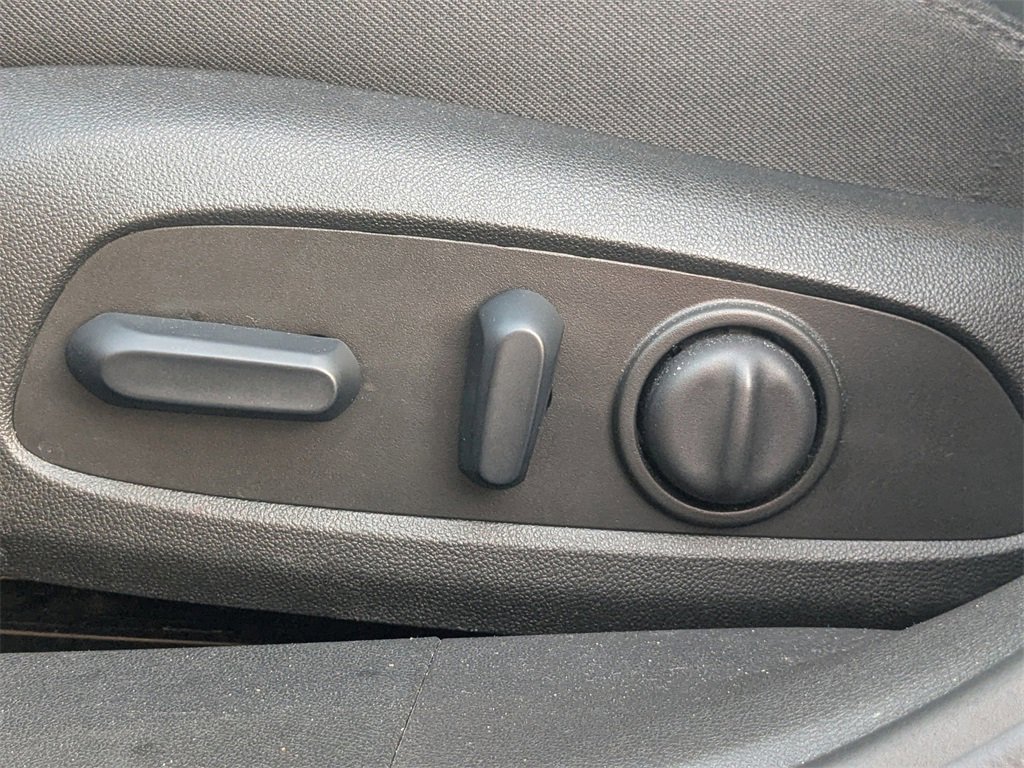 Certified 2024 Chevrolet Malibu LT image 20