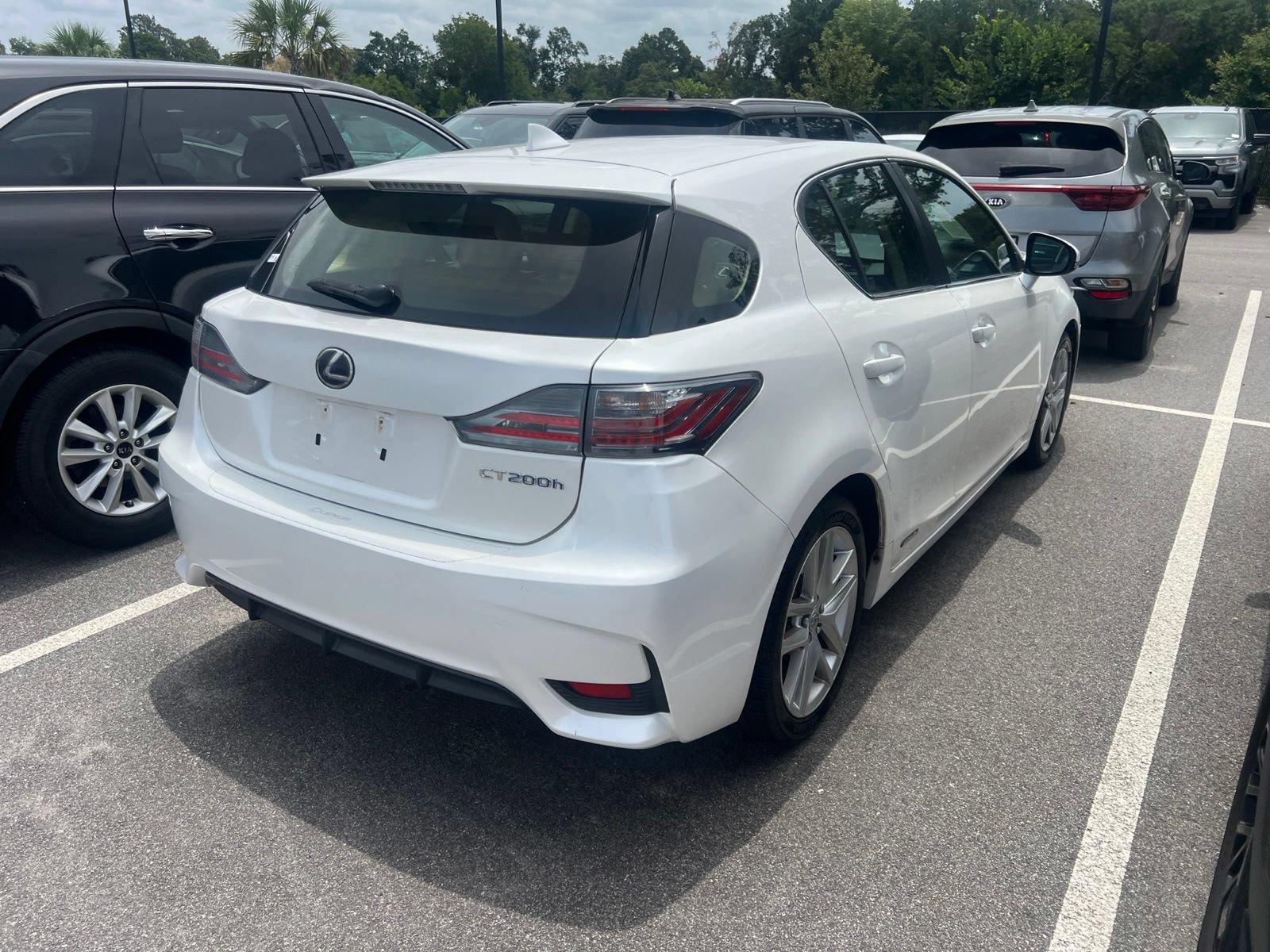 Used 2015 Lexus CT 200h FWD image 8