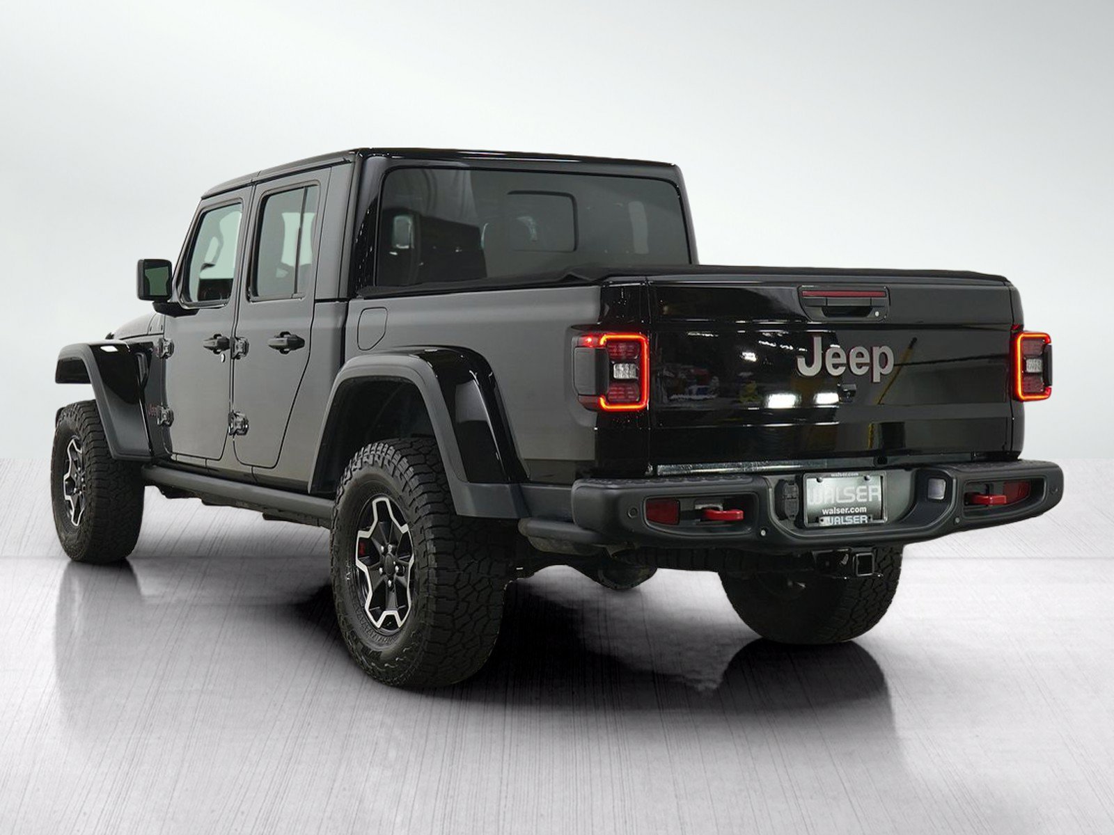 Used 2020 Jeep Gladiator Rubicon w/ Dual Top Group AWD/4WD image 4