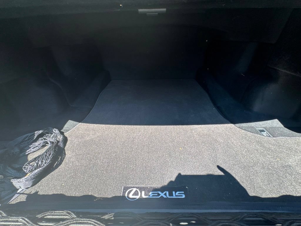 Used 2021 Lexus LS 500 w/ Interior Upgrade Package RWD image 30