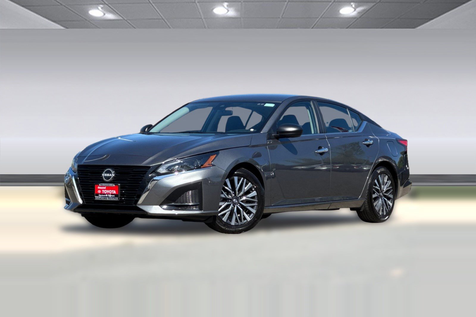 Used 2025 Nissan Altima 2.5 SV image 23