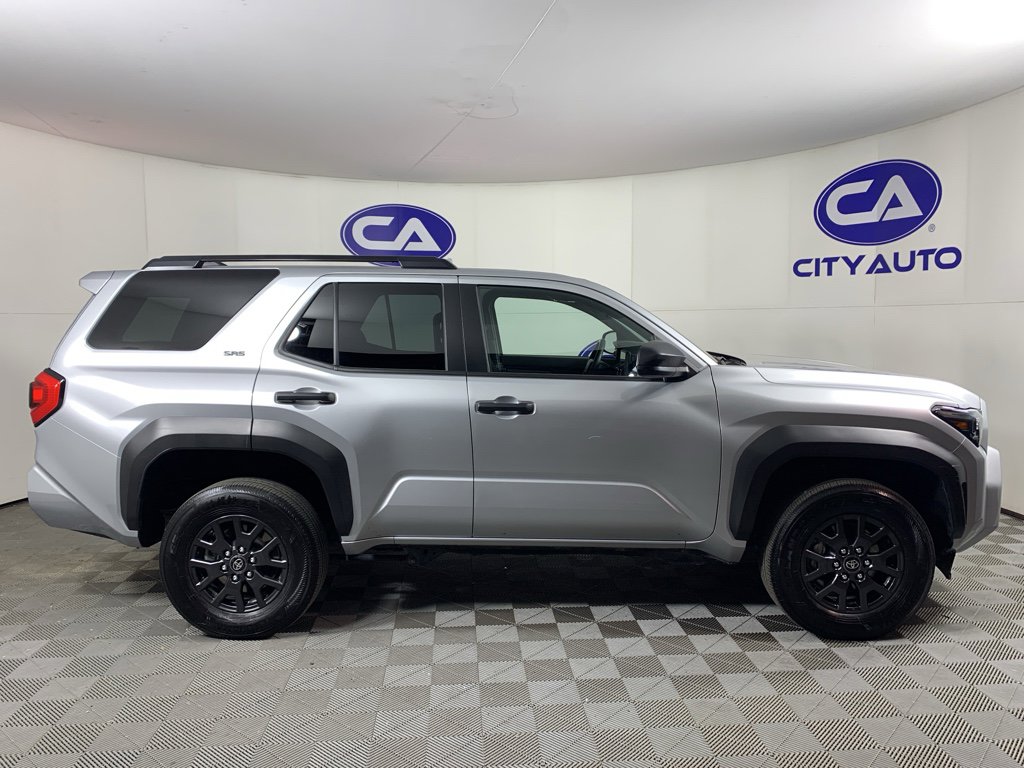 Used 2025 Toyota 4Runner SR5 image 2