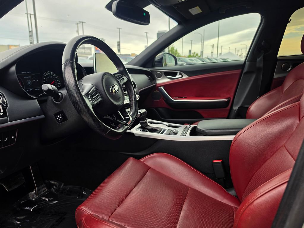 Used 2019 Kia Stinger GT1 AWD/4WD image 9