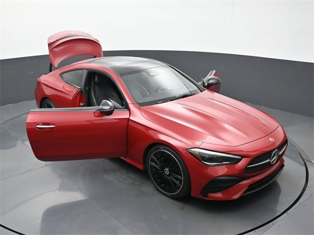 Used 2024 Mercedes-Benz CLE 300 4MATIC Coupe image 28