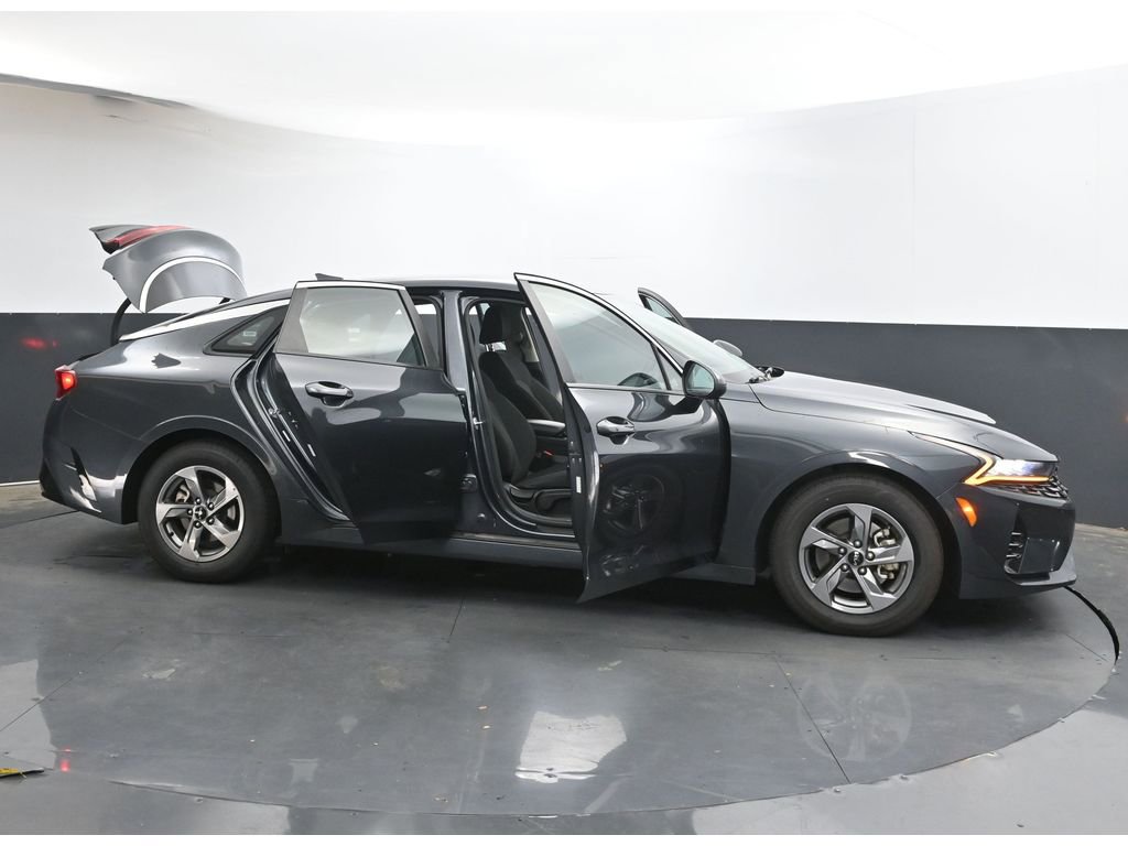 Used 2023 Kia K5 LXS image 38