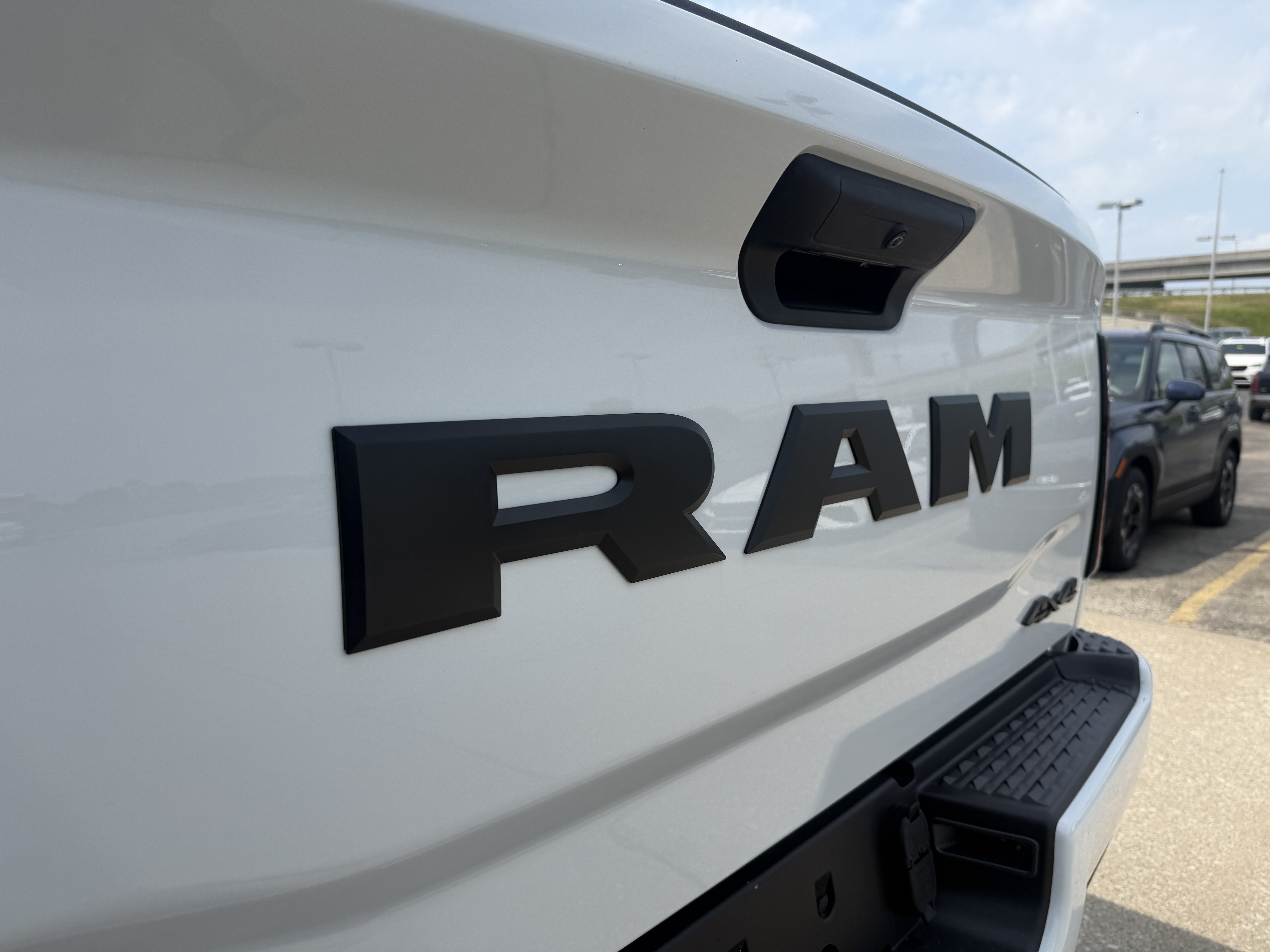 New 2026 RAM 2500 Big Horn AWD/4WD image 8