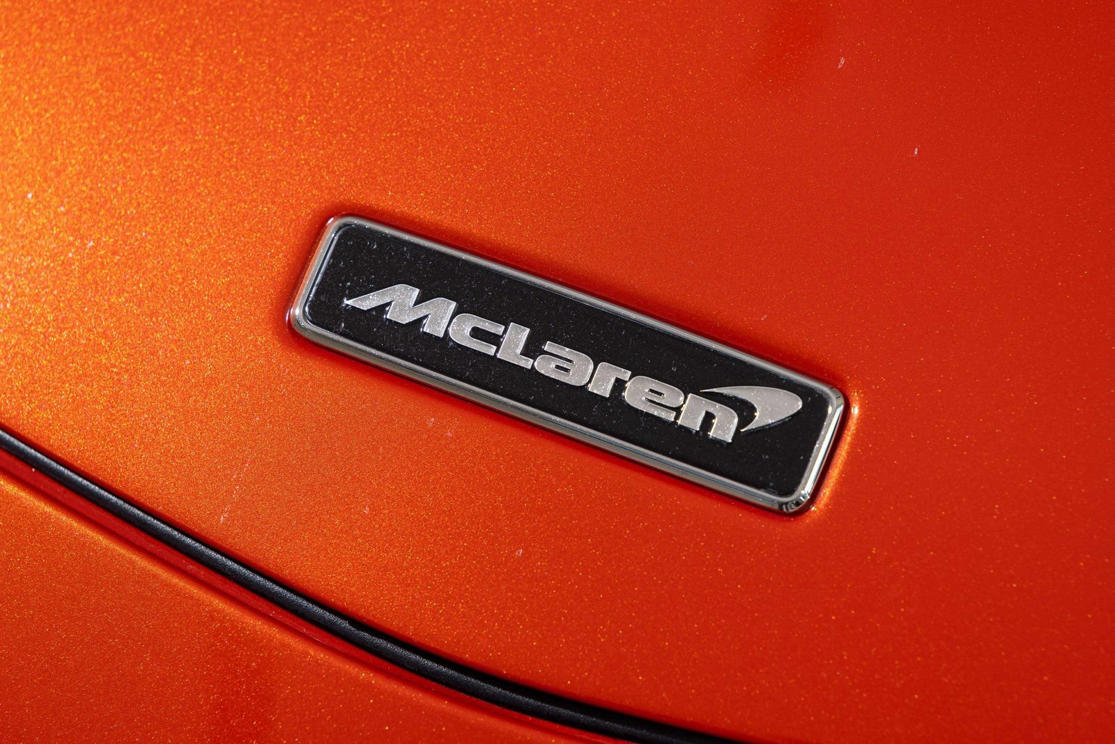 Used 2023 McLaren Artura RWD image 33
