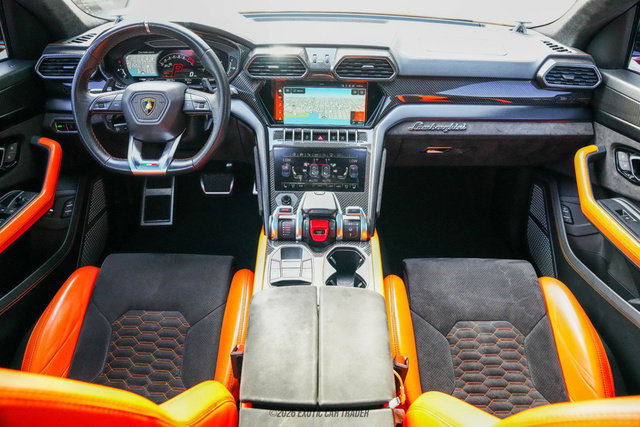 Used 2022 Lamborghini Urus image 47
