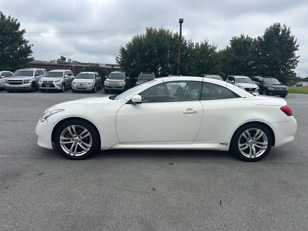 Used 2009 INFINITI G37 Convertible w/ Premium Pkg RWD image 4