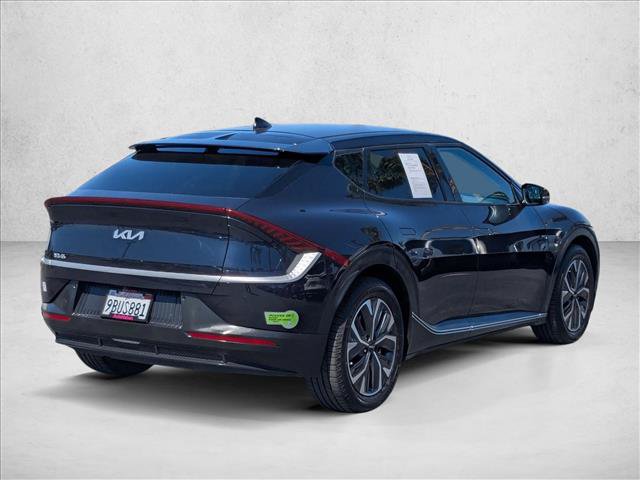 Used 2022 Kia EV6 Light RWD image 5
