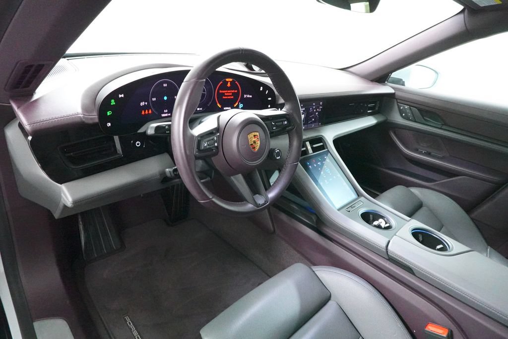Used 2024 Porsche Taycan 4S AWD/4WD image 25