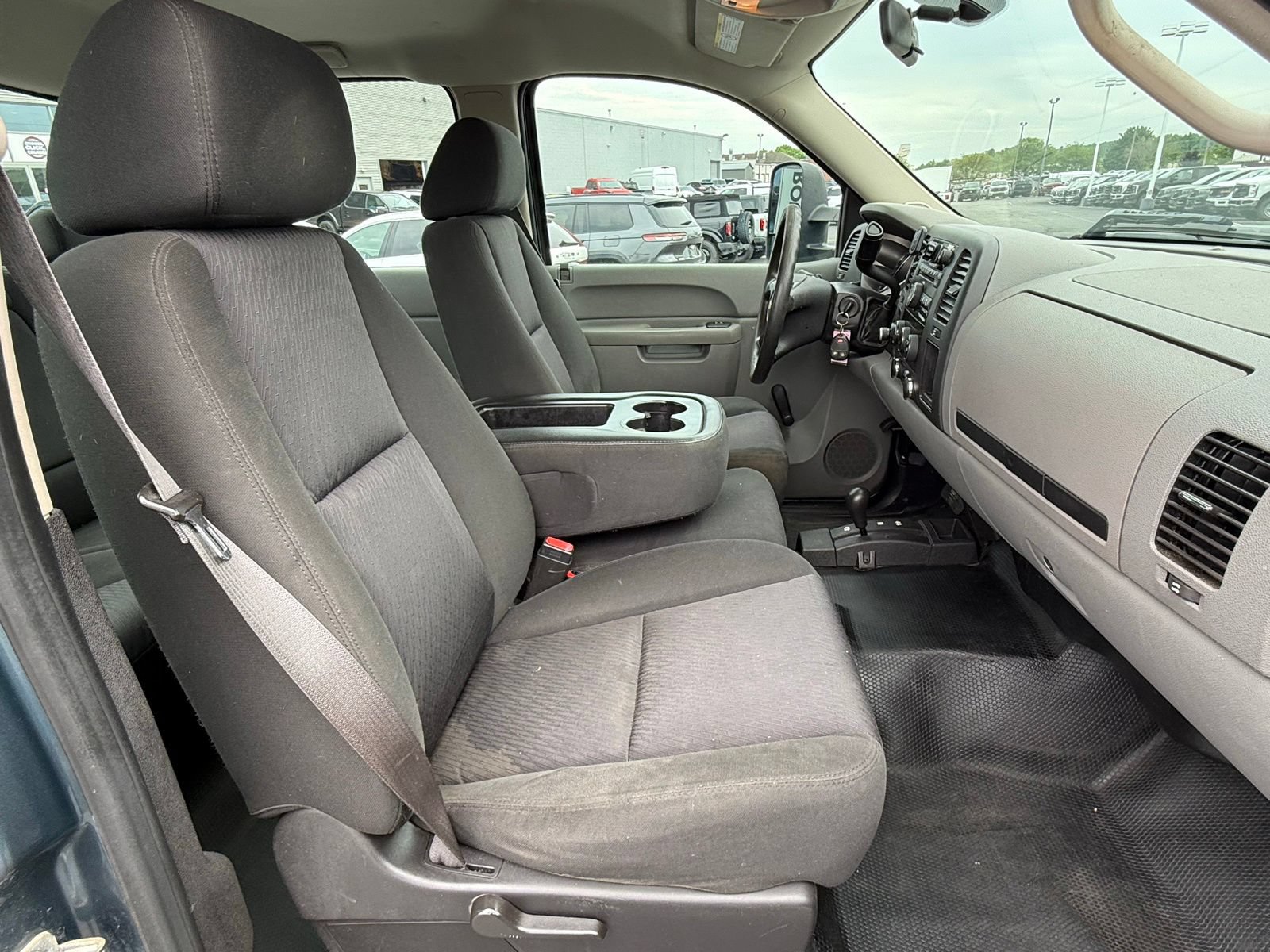 Used 2013 Chevrolet Silverado 3500 W/T AWD/4WD image 17
