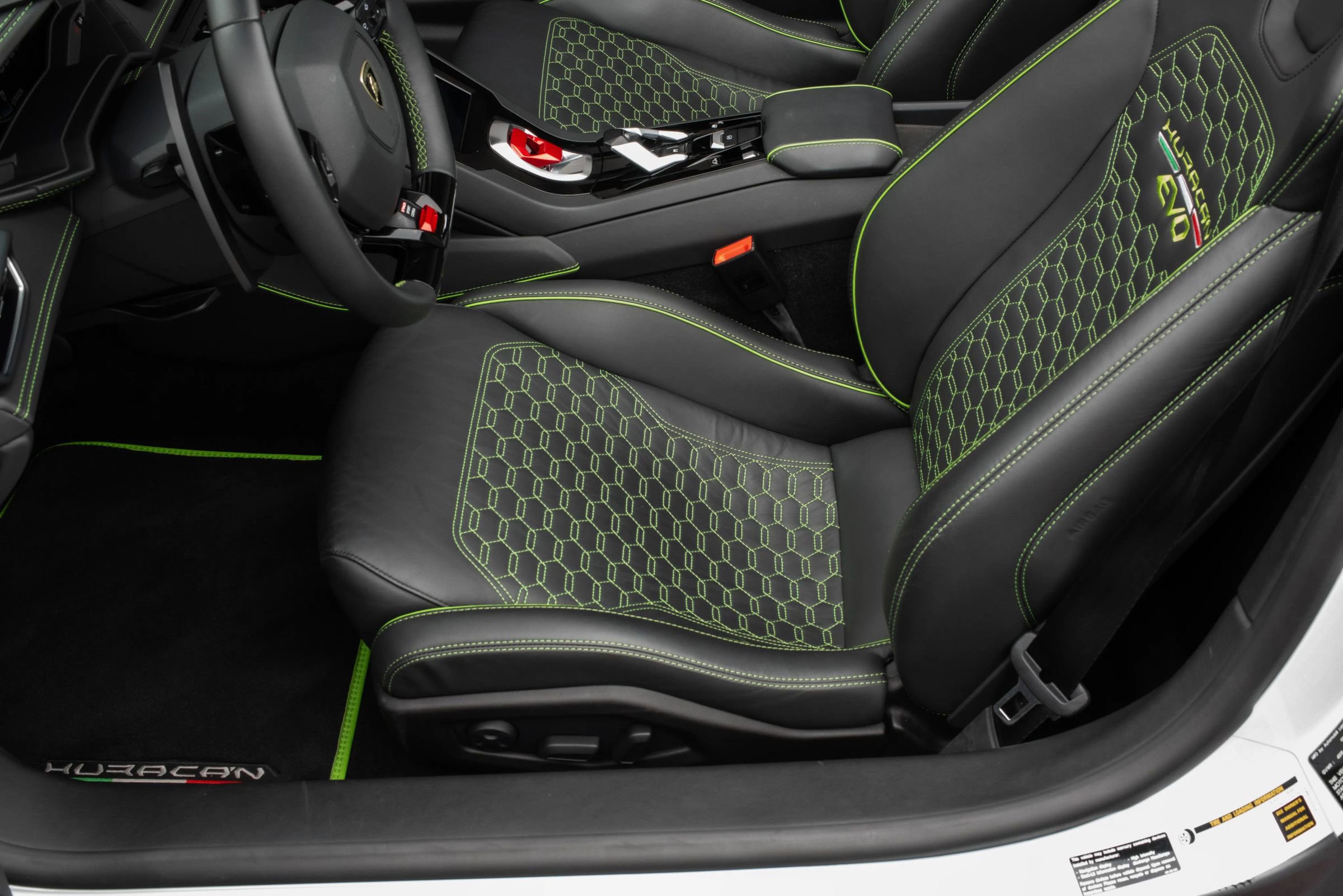 Used 2020 Lamborghini Huracan EVO AWD/4WD image 11