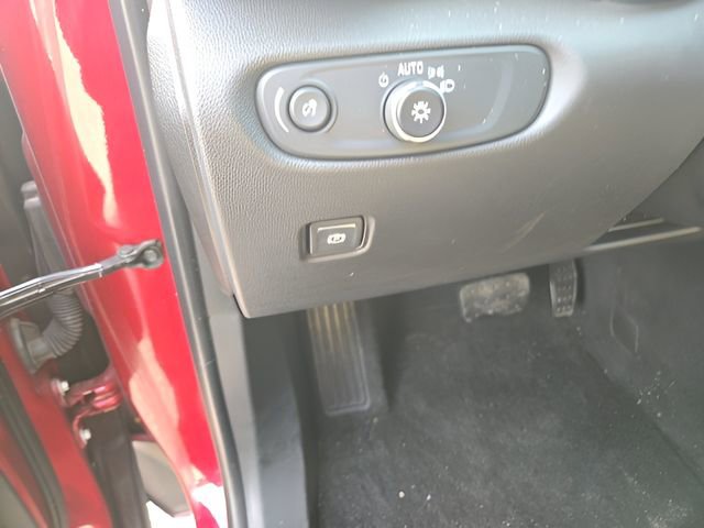 Used 2020 Chevrolet Blazer Premier image 11