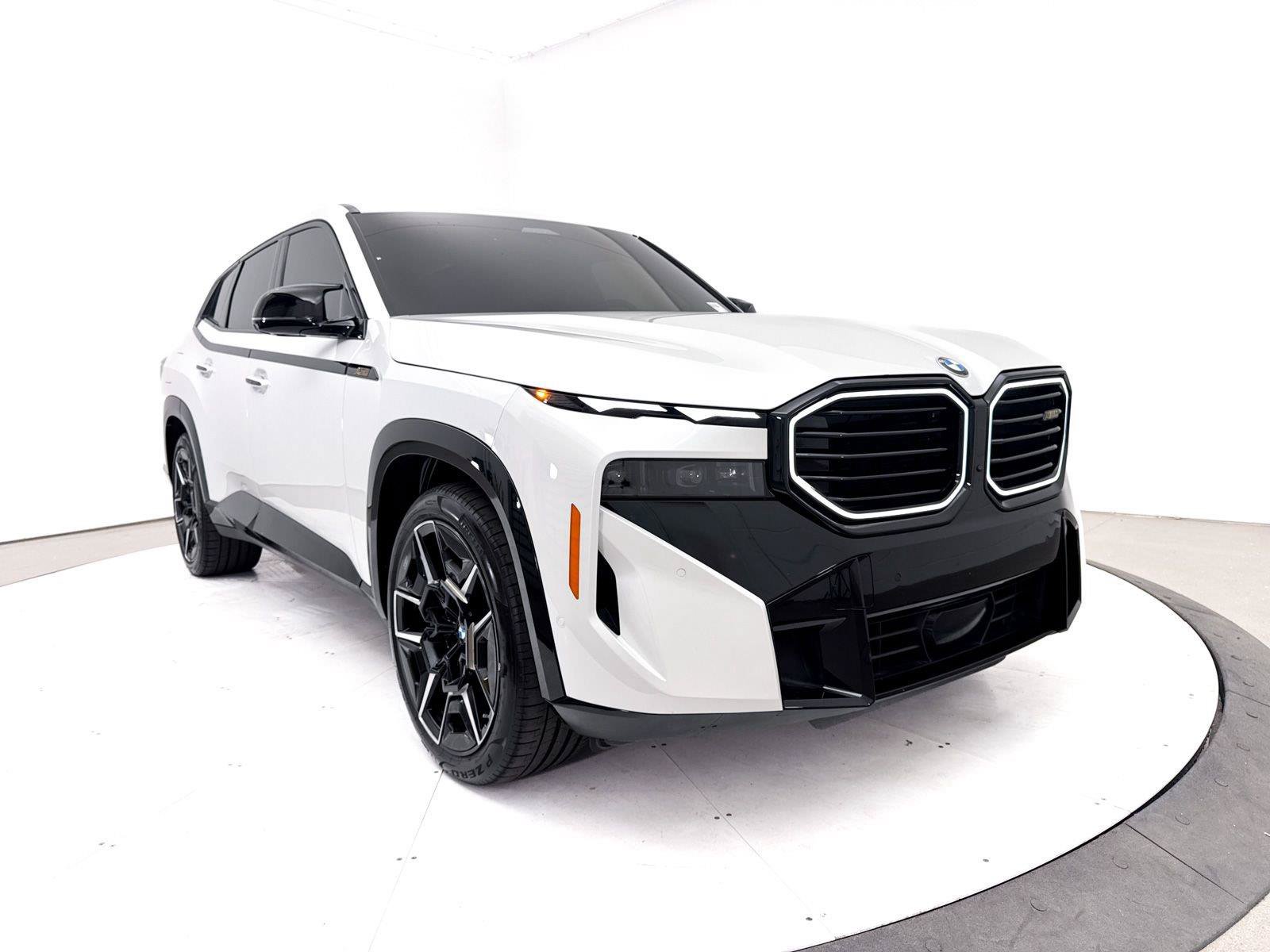 Used 2024 BMW XM AWD/4WD image 29
