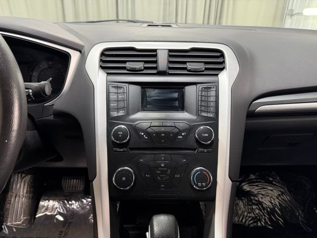 Used 2014 Ford Fusion S FWD image 13