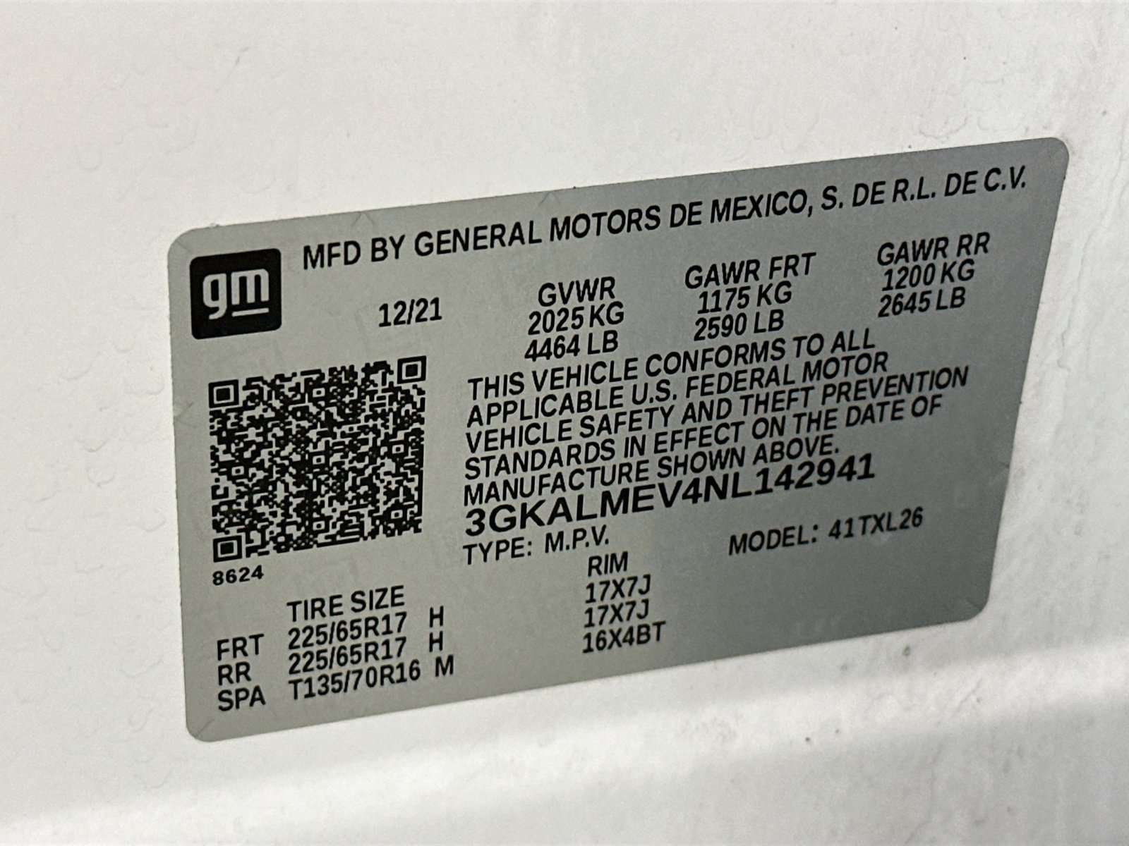 Used 2022 GMC Terrain SLE FWD image 29