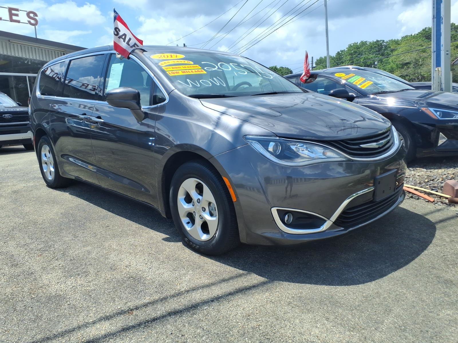 Used 2017 Chrysler Pacifica Touring Plus