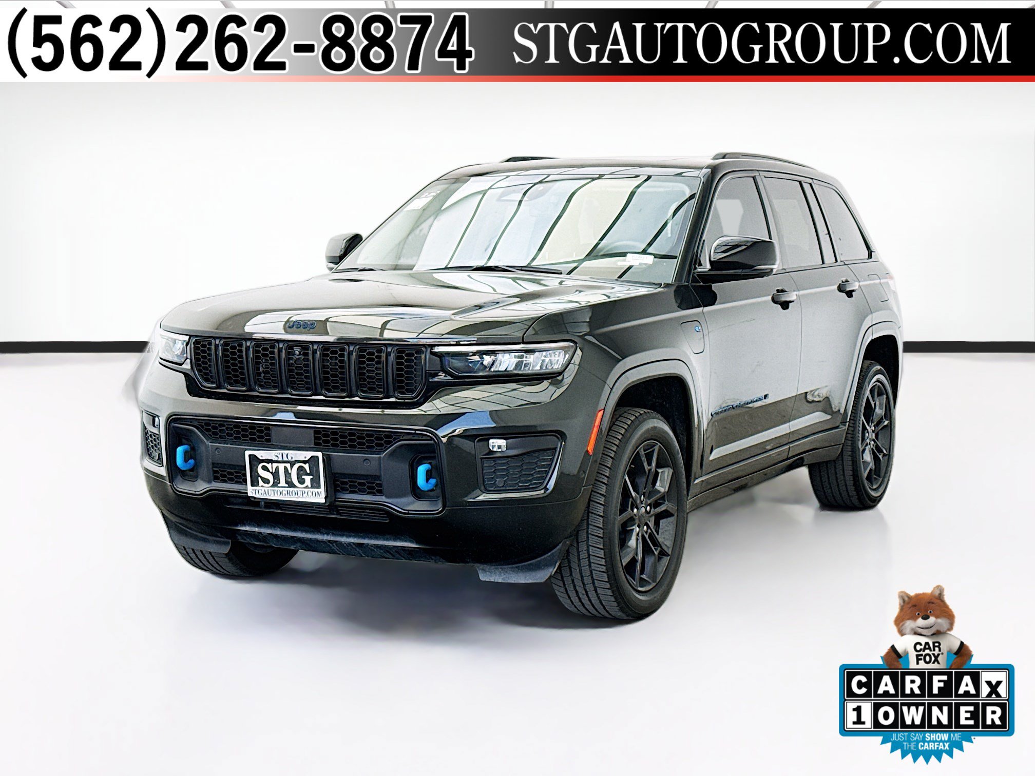 Used 2023 Jeep Grand Cherokee 30th Anniversary AWD/4WD image 1