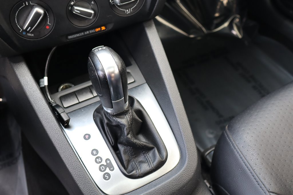 Used 2013 Volkswagen Jetta TDI image 25