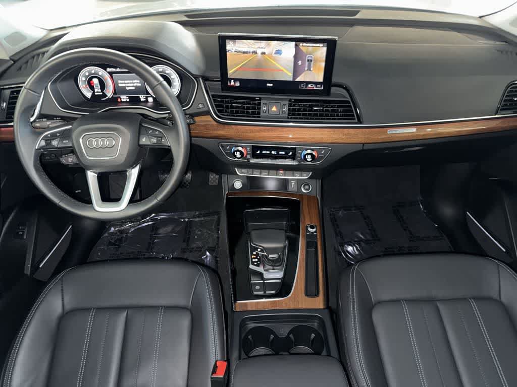 Used 2025 Audi Q5 2.0T Premium Plus w/ Premium Plus Package AWD/4WD image 23