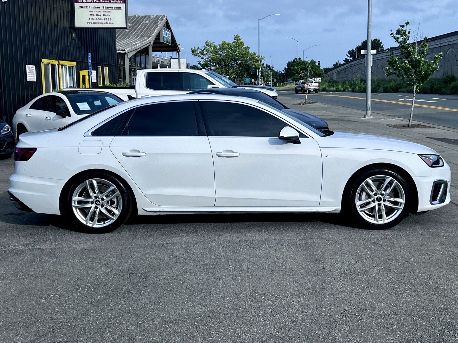 Used 2023 Audi A4 2.0T Premium Plus w/ Premium Plus Package AWD/4WD image 5