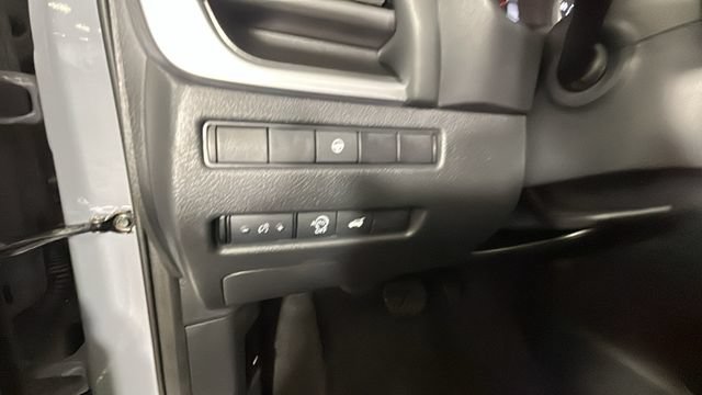 Certified 2026 Nissan Rogue SV w/ Cold Weather Package AWD/4WD image 20