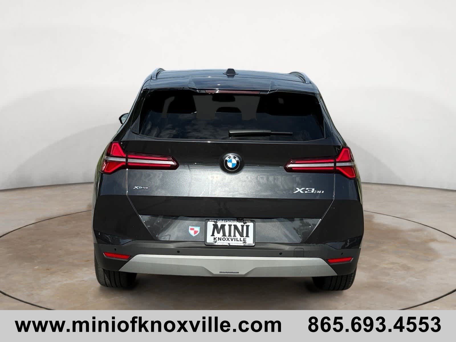Used 2025 BMW X3 xDrive30i w/ Premium Package AWD/4WD image 4