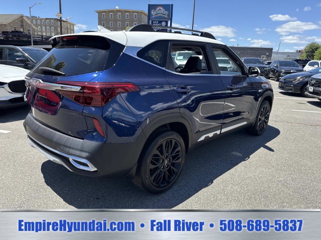 Used 2023 Kia Seltos Nightfall Edition AWD/4WD image 7