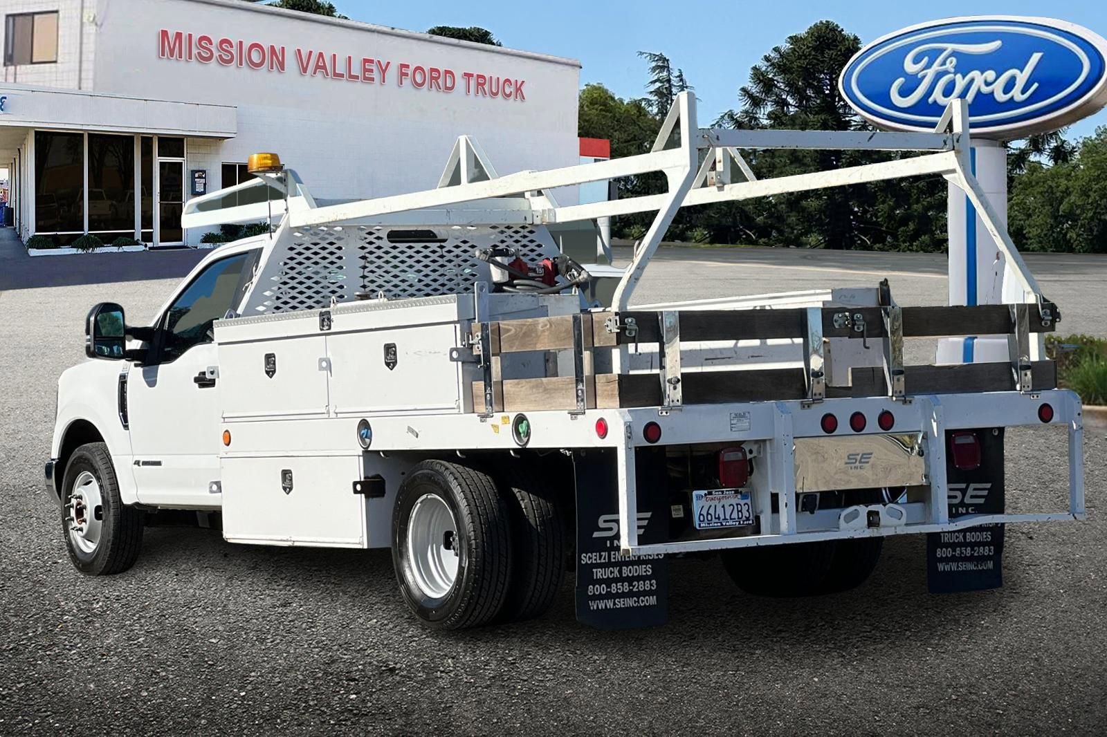 Used 2019 Ford F350 XL w/ XL Value Package image 6