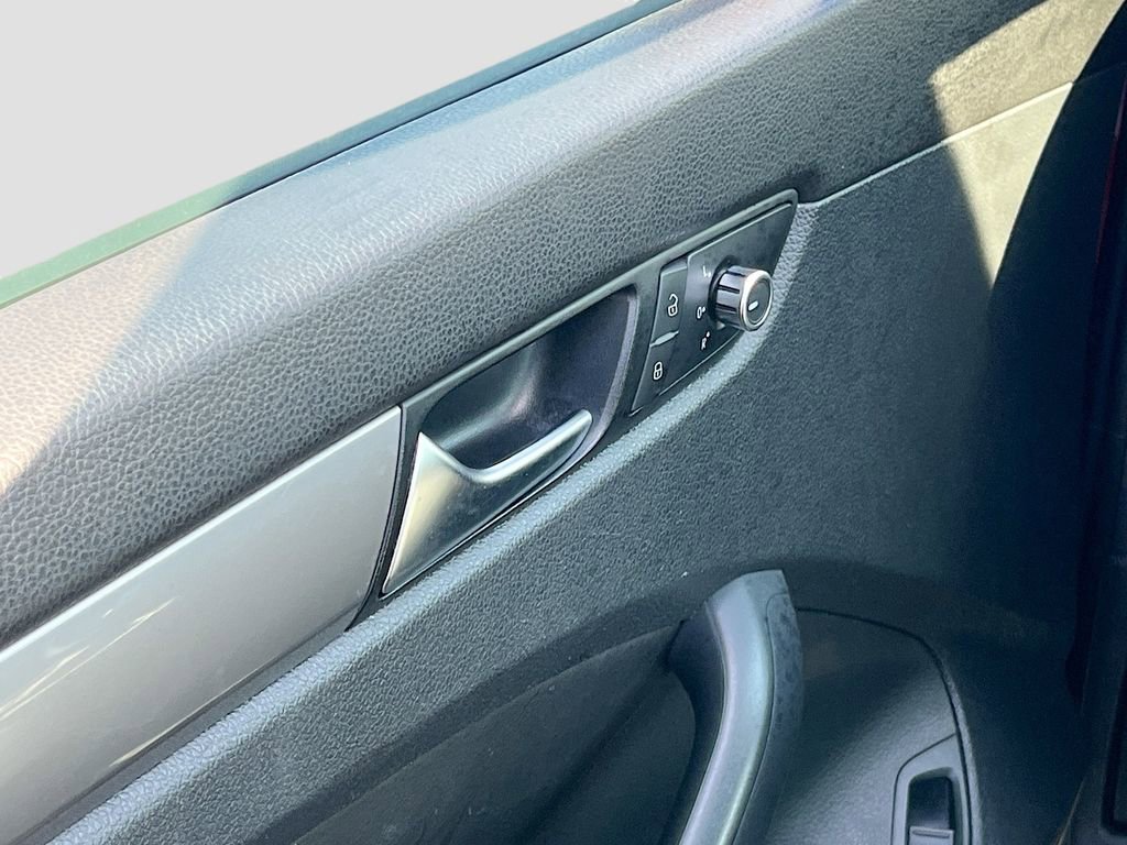 Used 2015 Volkswagen Passat 1.8T Wolfsburg Edition image 16