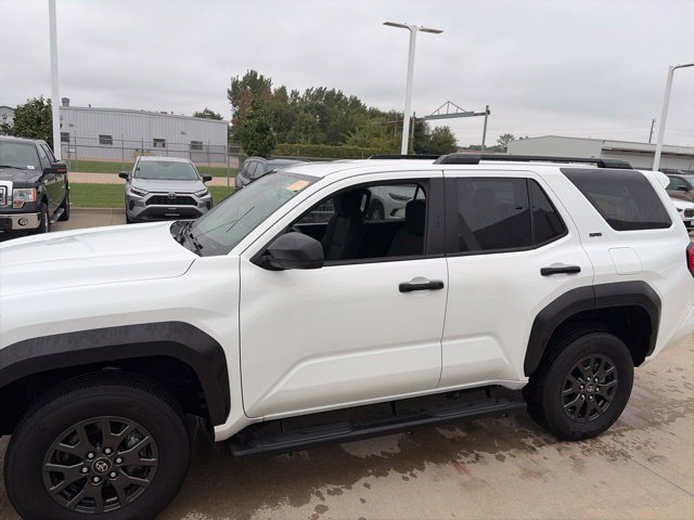 Used 2025 Toyota 4Runner SR5 RWD image 4
