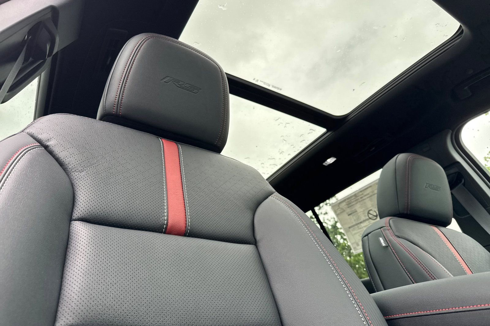 Used 2026 Chevrolet Traverse RS image 17