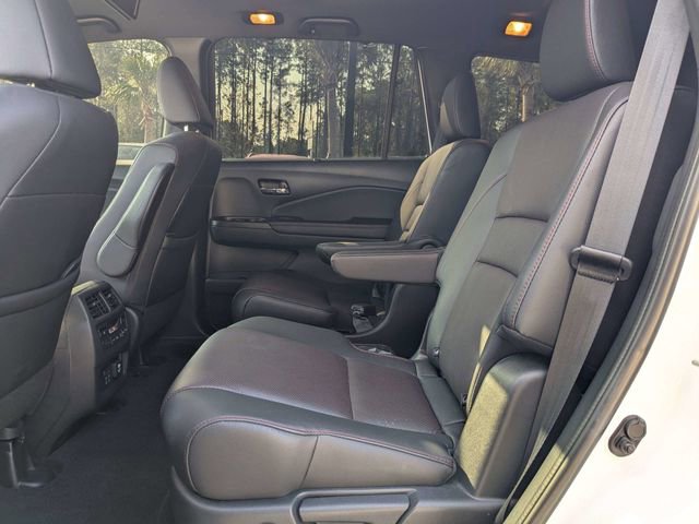 Used 2022 Honda Pilot Black Edition image 14