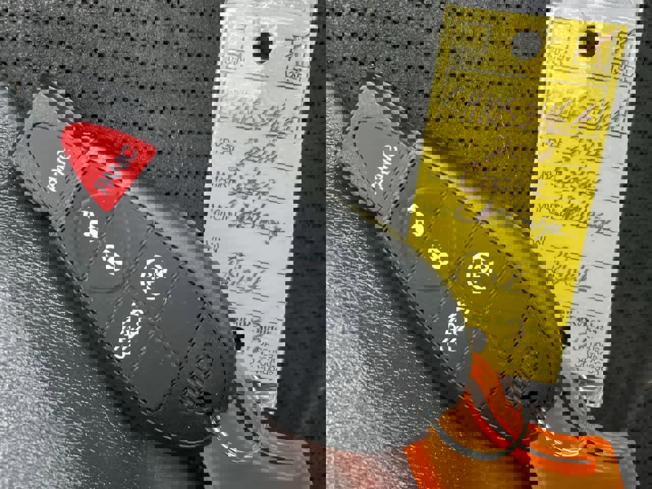 Used 2012 Dodge Challenger SRT8 image 31