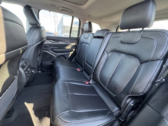 Used 2023 Jeep Grand Cherokee 30th Anniversary image 13