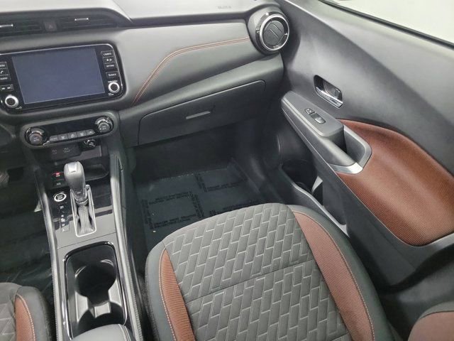 Certified 2022 Nissan Kicks SR FWD image 16