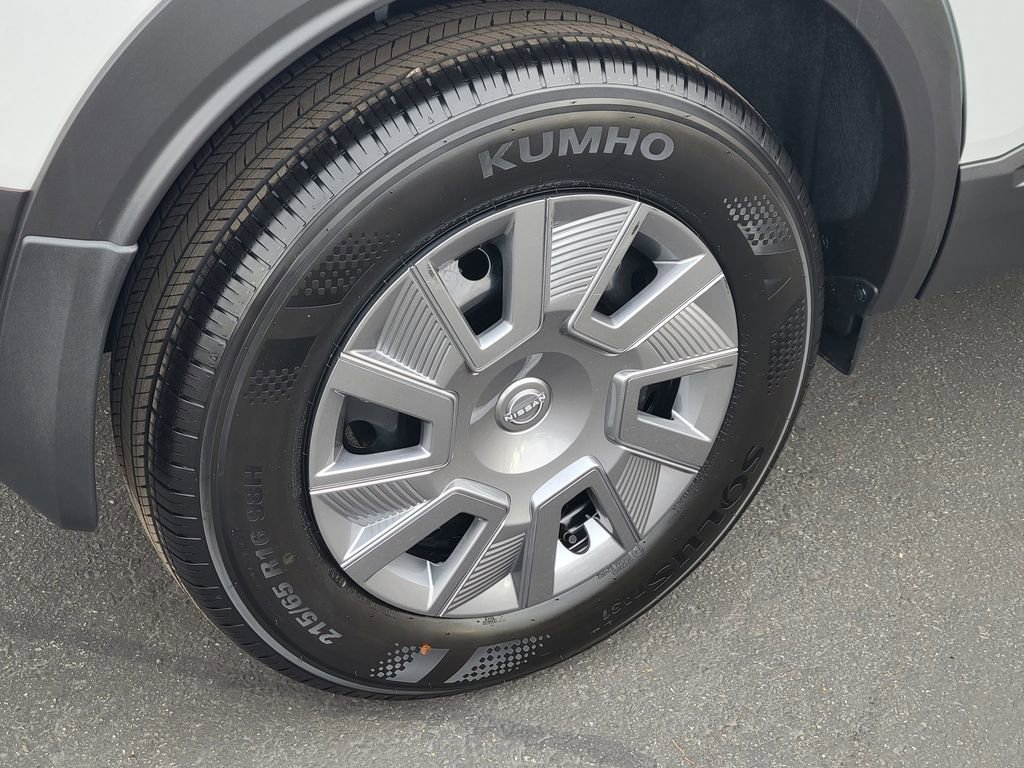 New 2026 Nissan Kicks S image 3