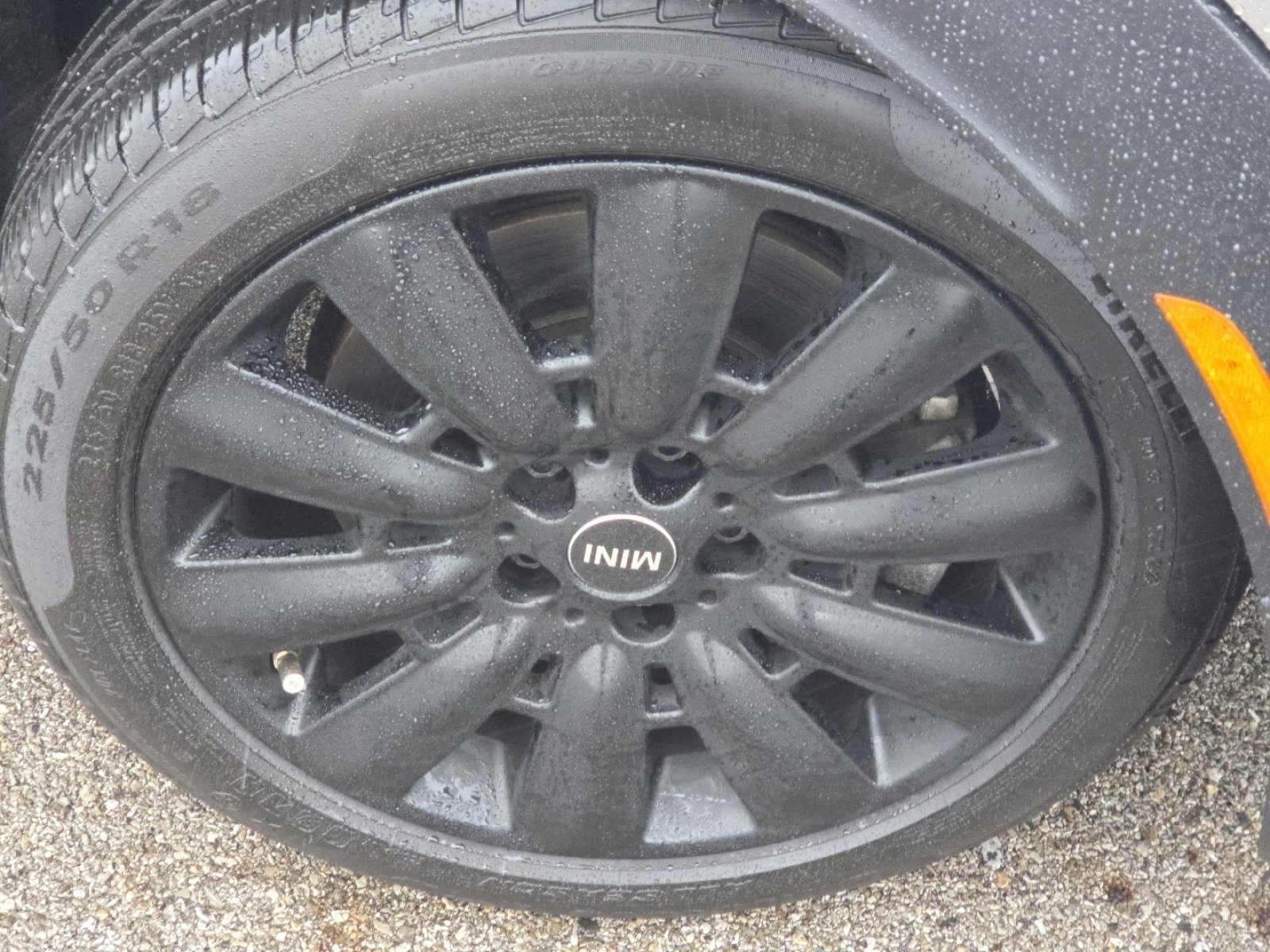 Used 2019 MINI Cooper Countryman S w/ Premium Package image 8