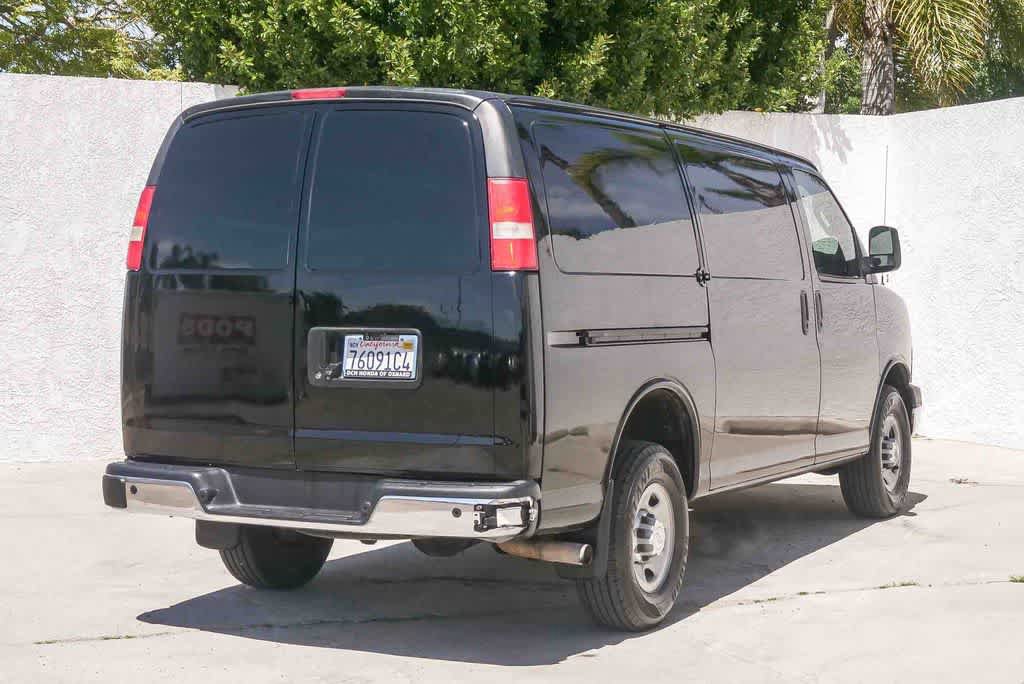 Used 2018 Chevrolet Express 2500 w/ Driver Convenience Package image 7